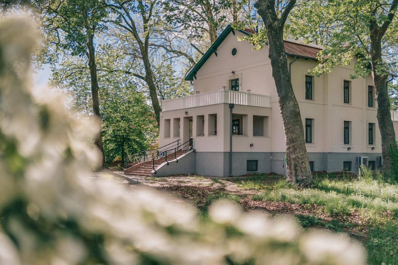 Bringa Villa Balatonlelle Exterior foto